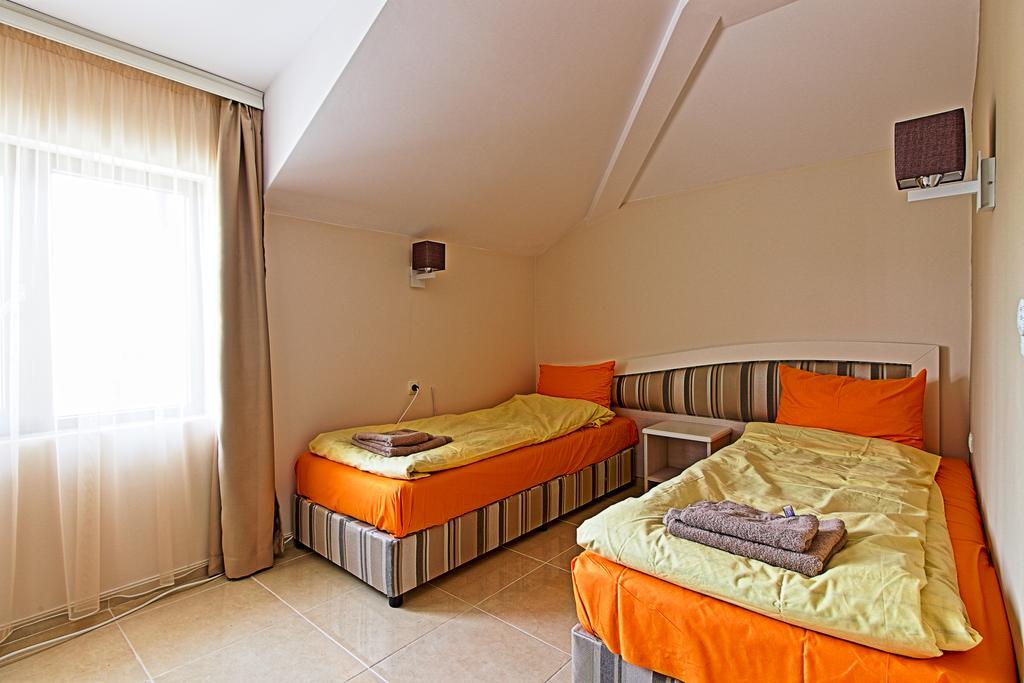 White House Hotel Ognyanovo  Exterior photo